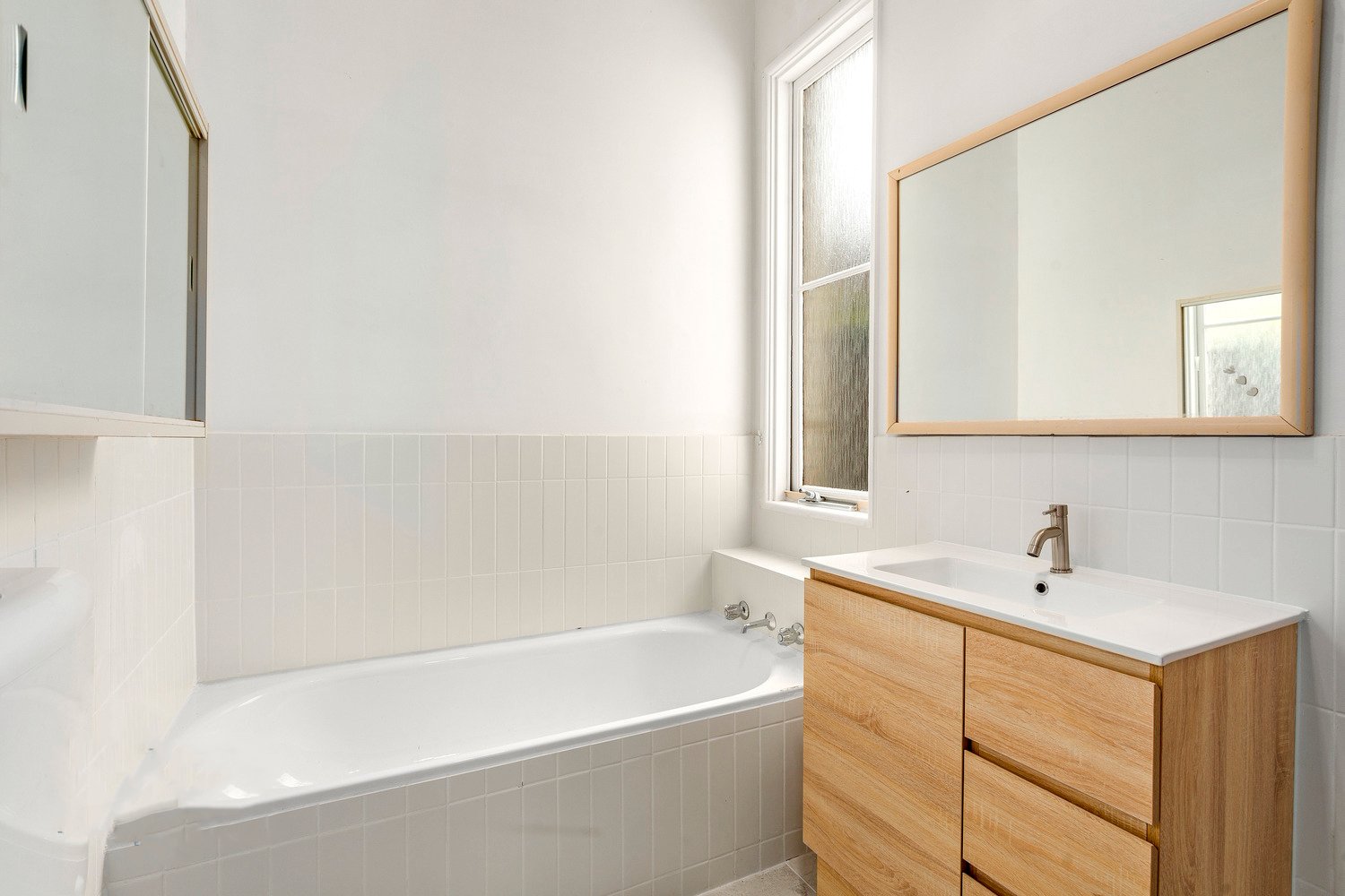 Real Estate and Property in 1 Woodside Crescent, Toorak, VIC