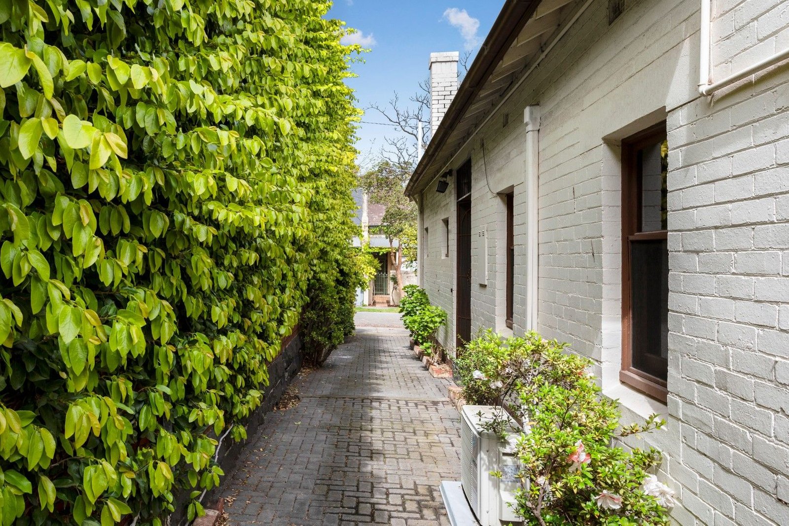 Real Estate and Property in 1 Woodside Crescent, Toorak, VIC