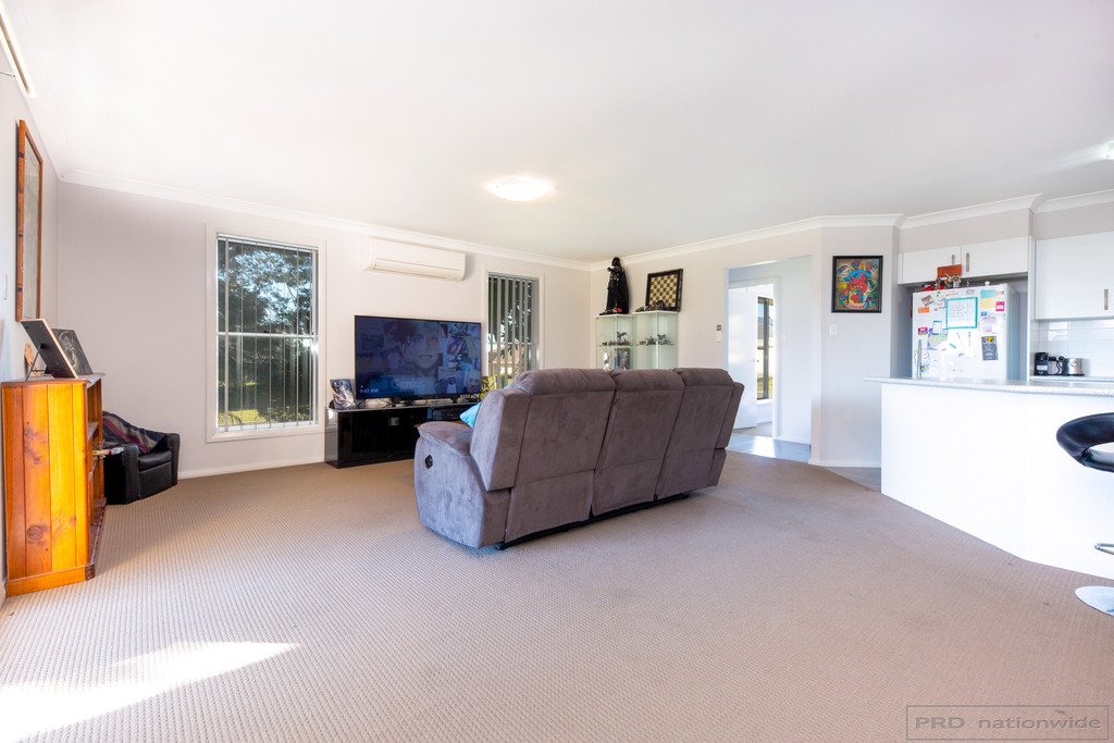1 Wooduck Close ABERGLASSLYN 6