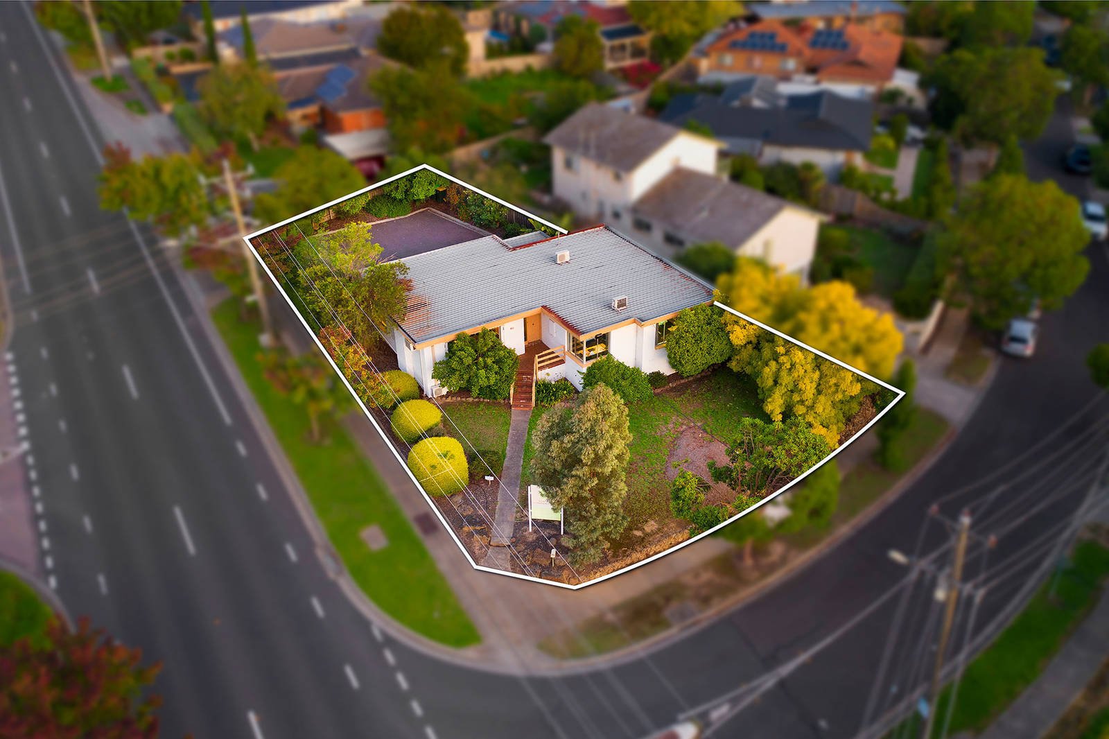 Real Estate and Property in 1 Worthing Avenue, Doncaster East, VIC