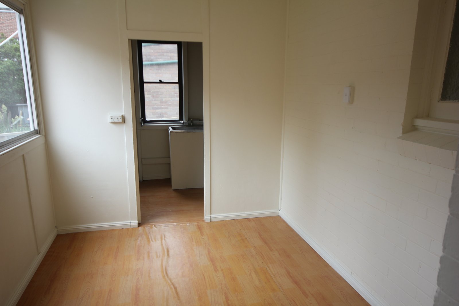 1 Wright Street HURSTVILLE 8