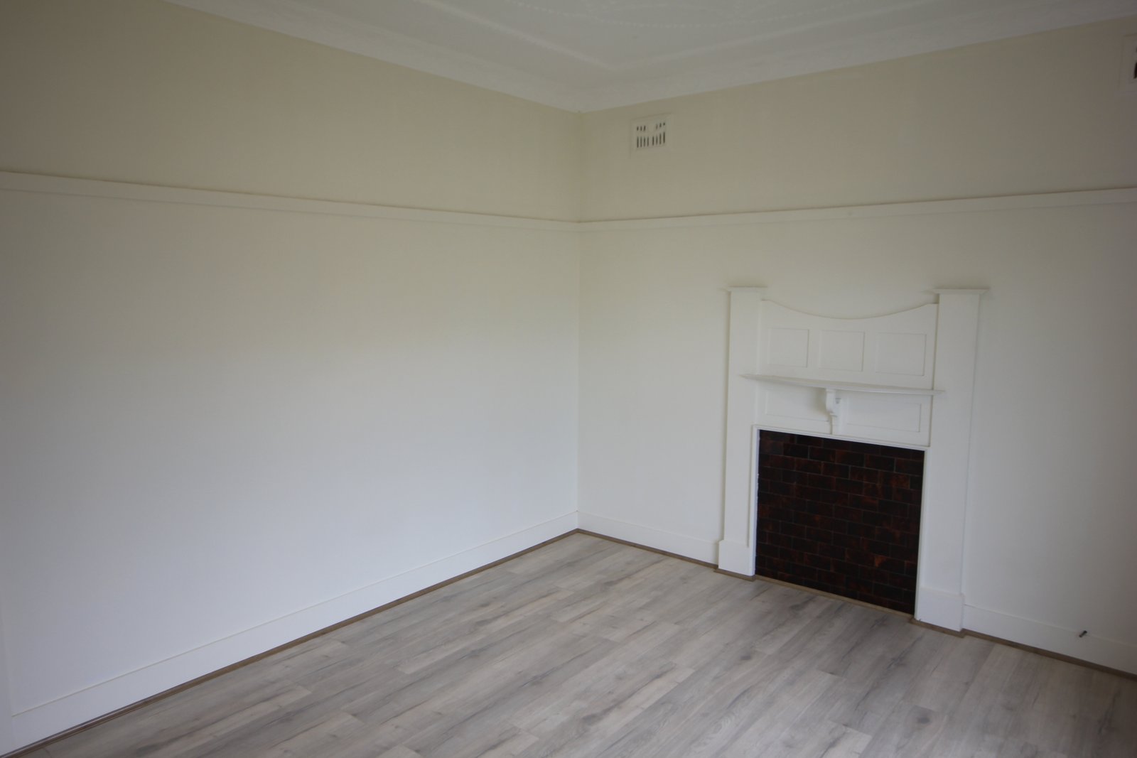 1 Wright Street HURSTVILLE 3