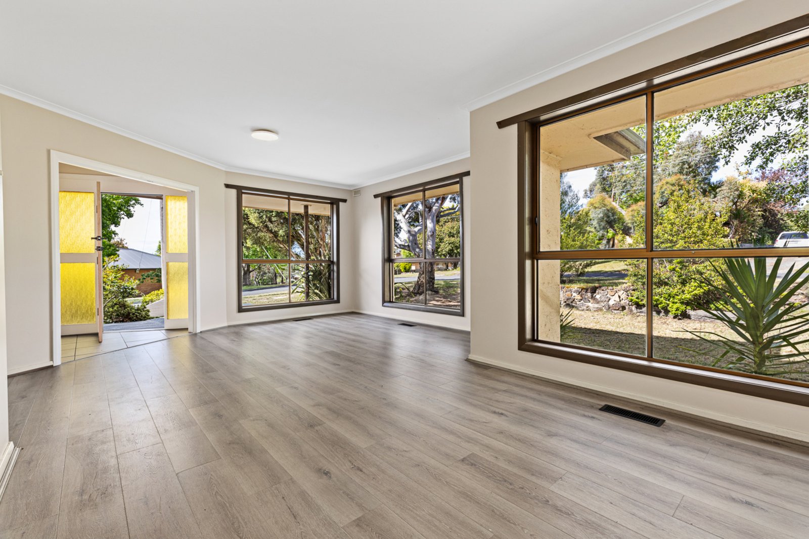 Gallery: 1 Yarana Drive