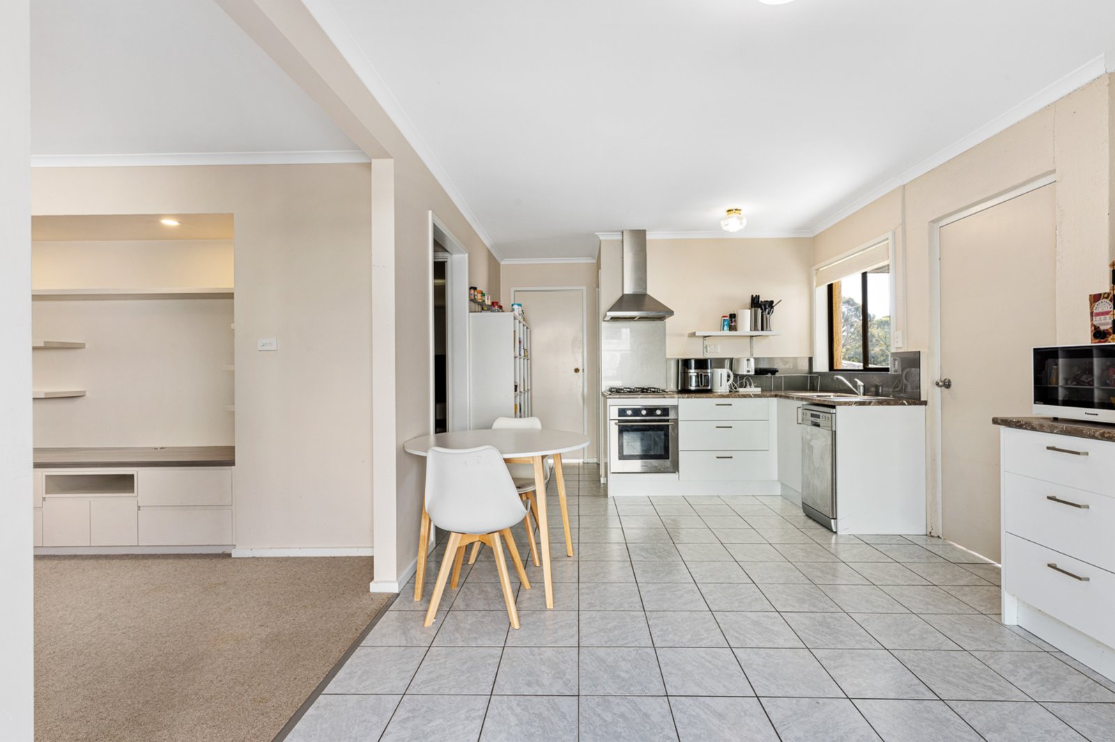 Gallery: 1 Yarana Drive