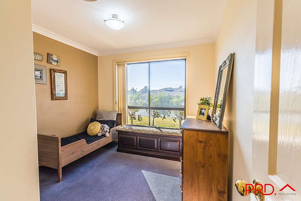 1 Yarraga Place TAMWORTH 14