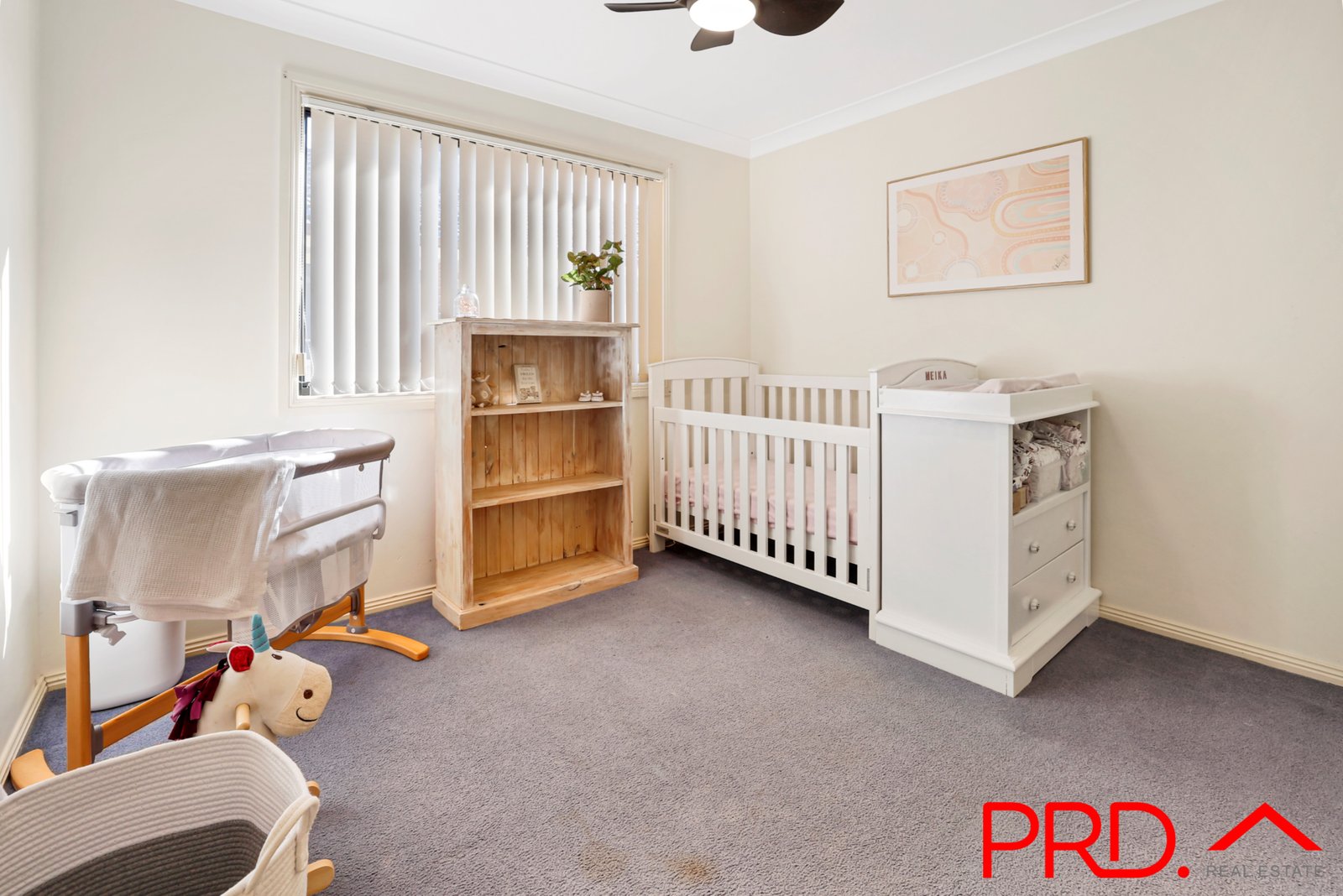 1 Yarraga Place TAMWORTH 10