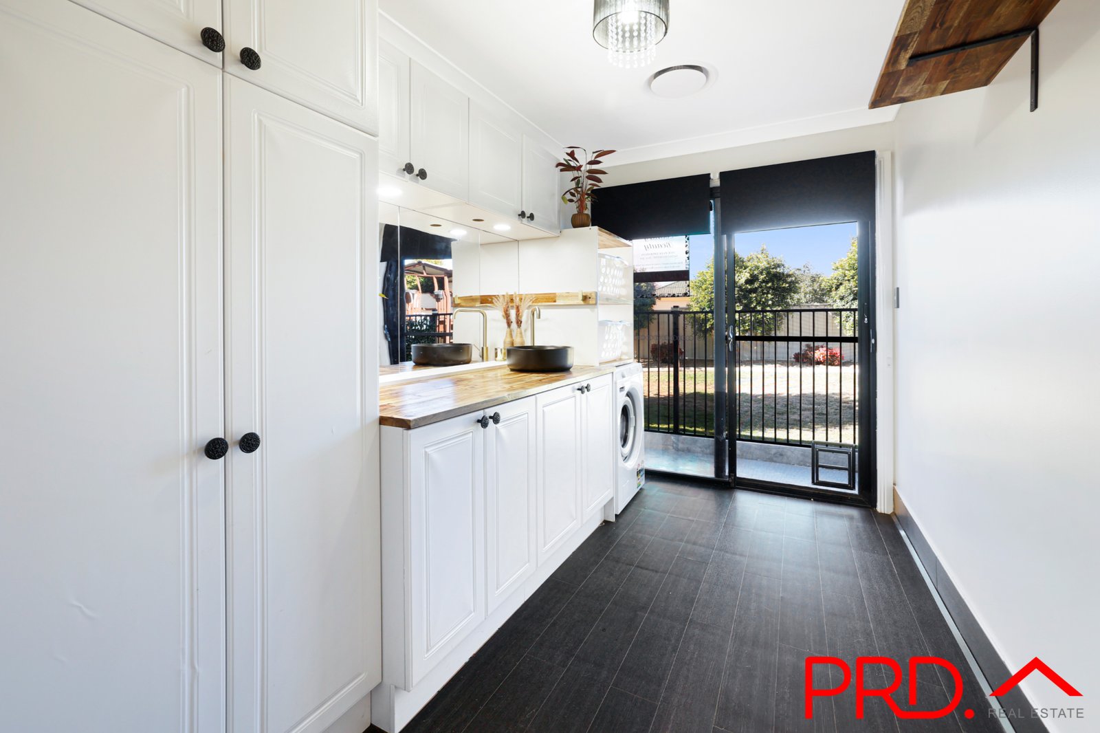 1 Yarraga Place TAMWORTH 14