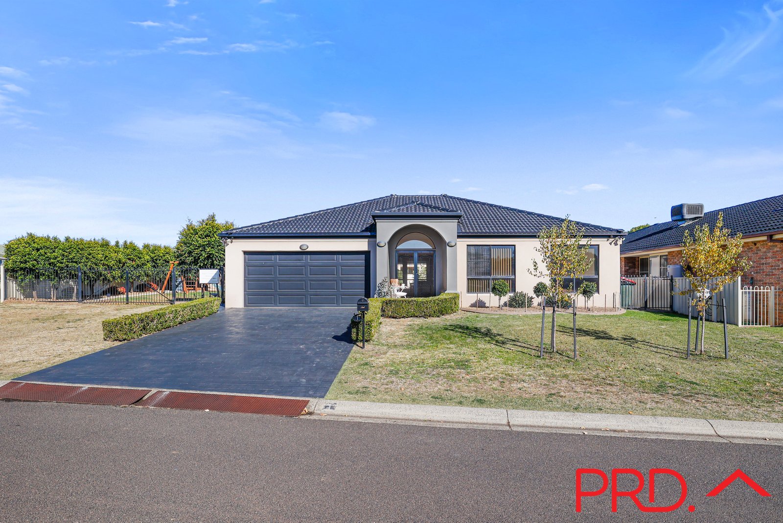 1 Yarraga Place TAMWORTH 21