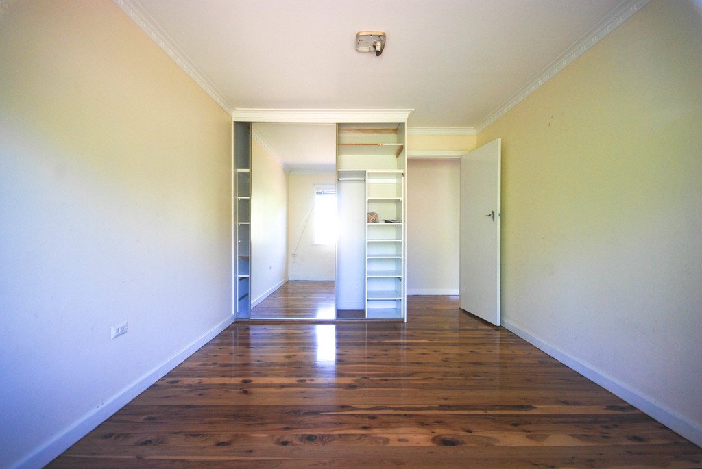 1 Yarrah Street KOORINGAL 4