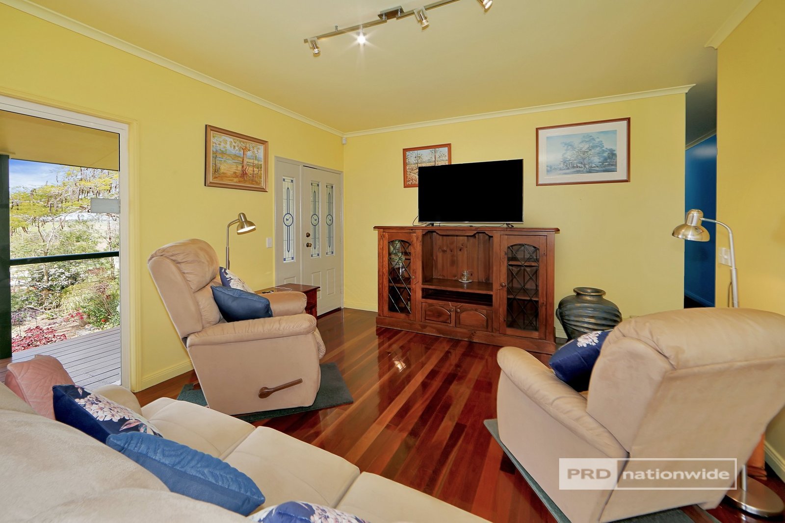 10-14 Kariss Drive DUNDOWRAN BEACH 8