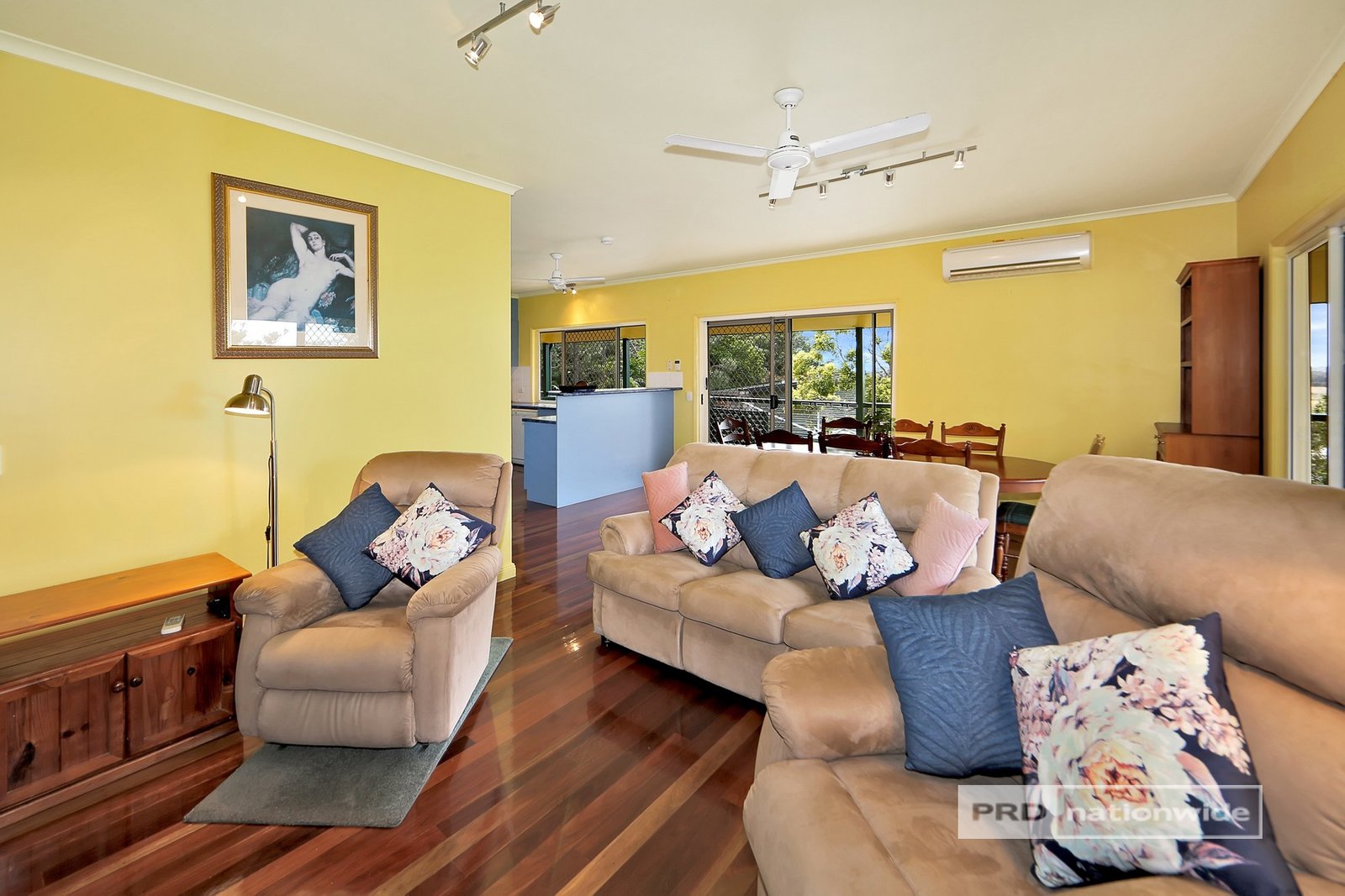10-14 Kariss Drive DUNDOWRAN BEACH 9