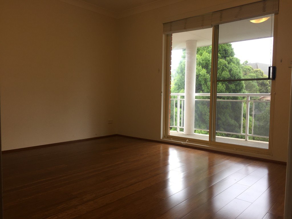 10 / 9-11 Sir Joseph Banks Street BANKSTOWN 3