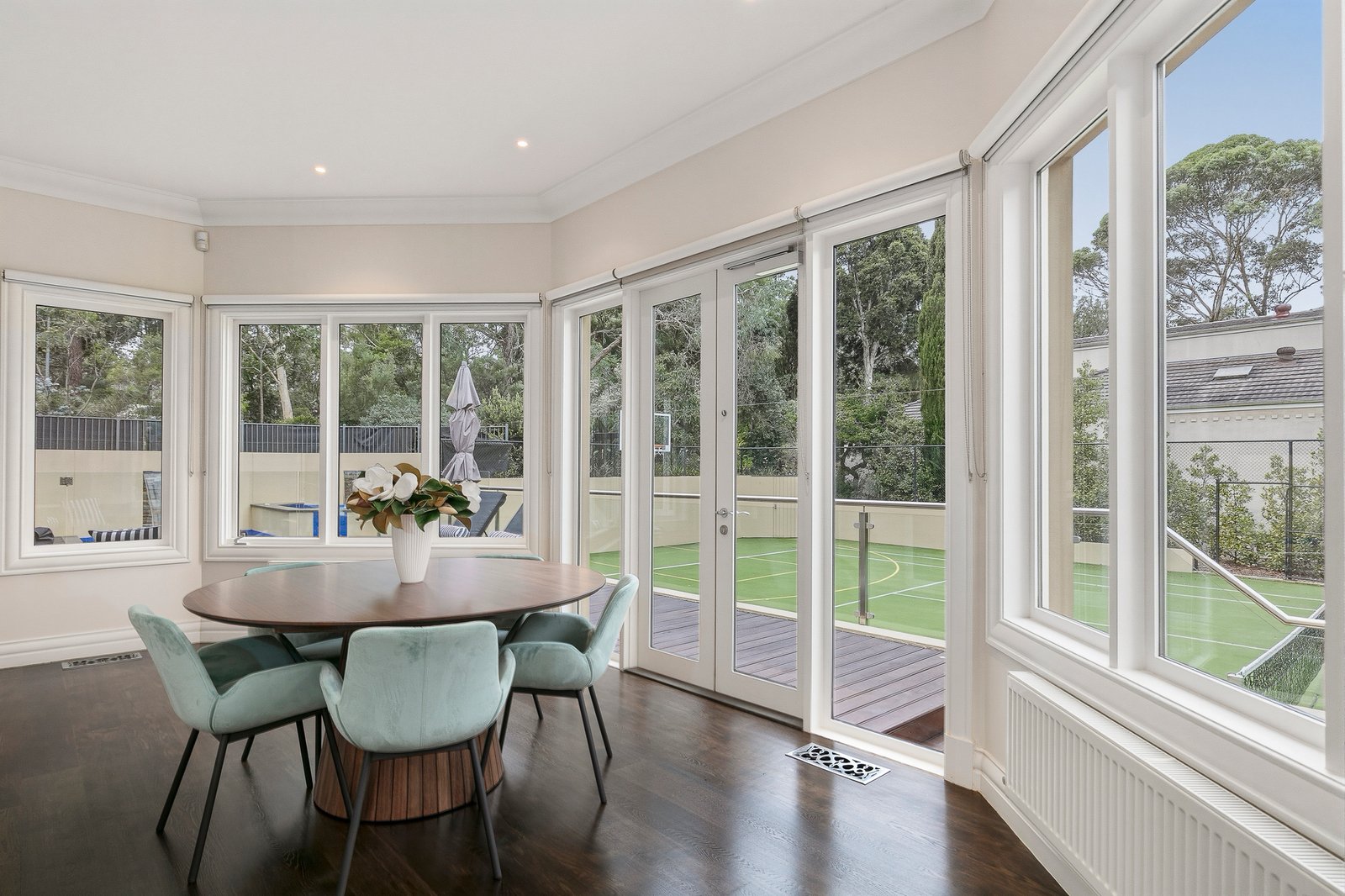 10 Acacia Avenue, Blackburn, 3130