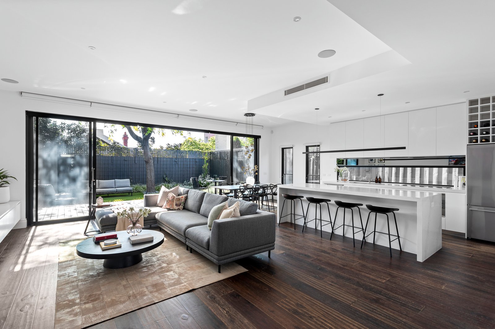 Real Estate and Property in 10 Acacia Street, Elsternwick, VIC