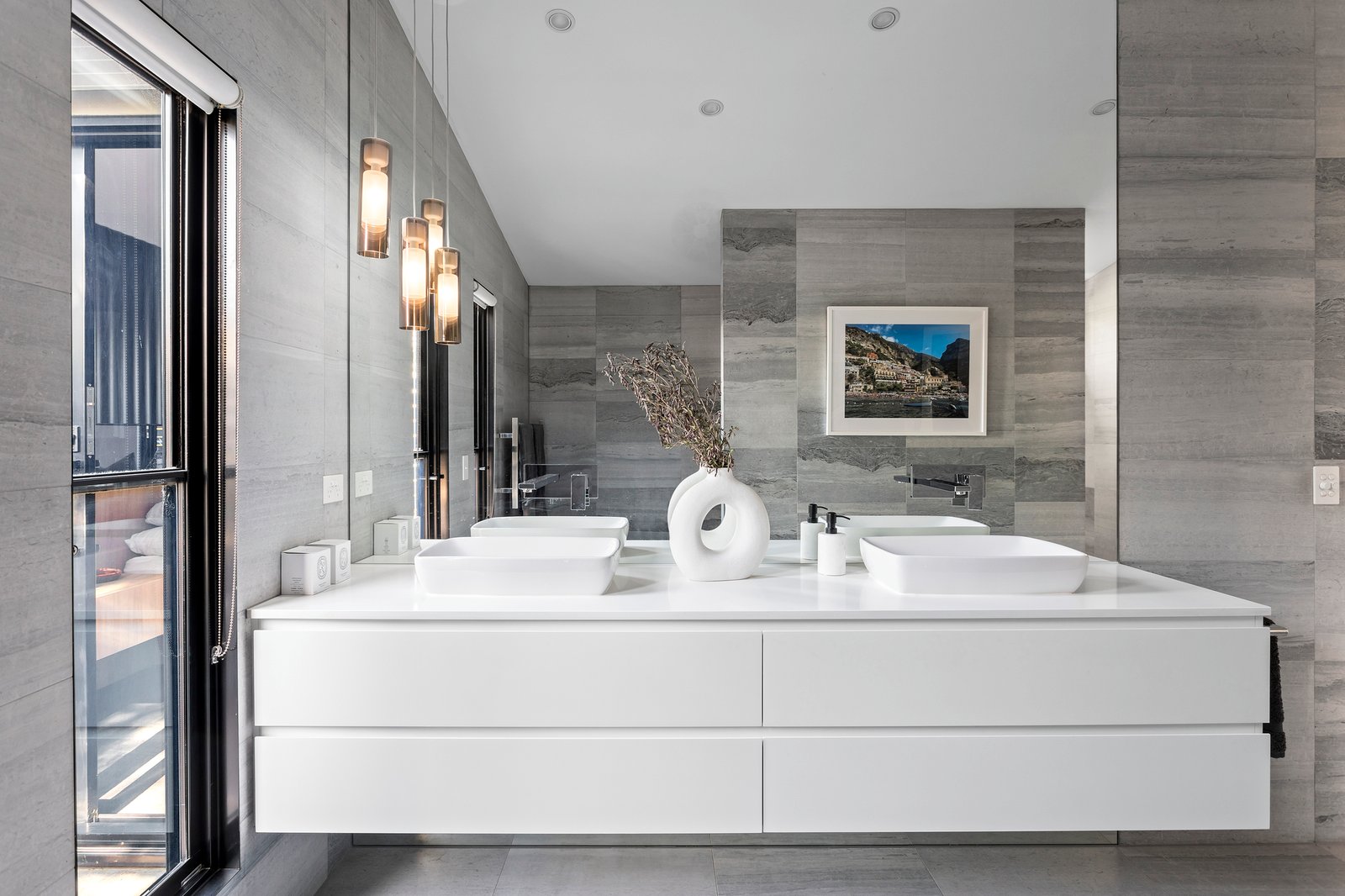 Real Estate and Property in 10 Acacia Street, Elsternwick, VIC