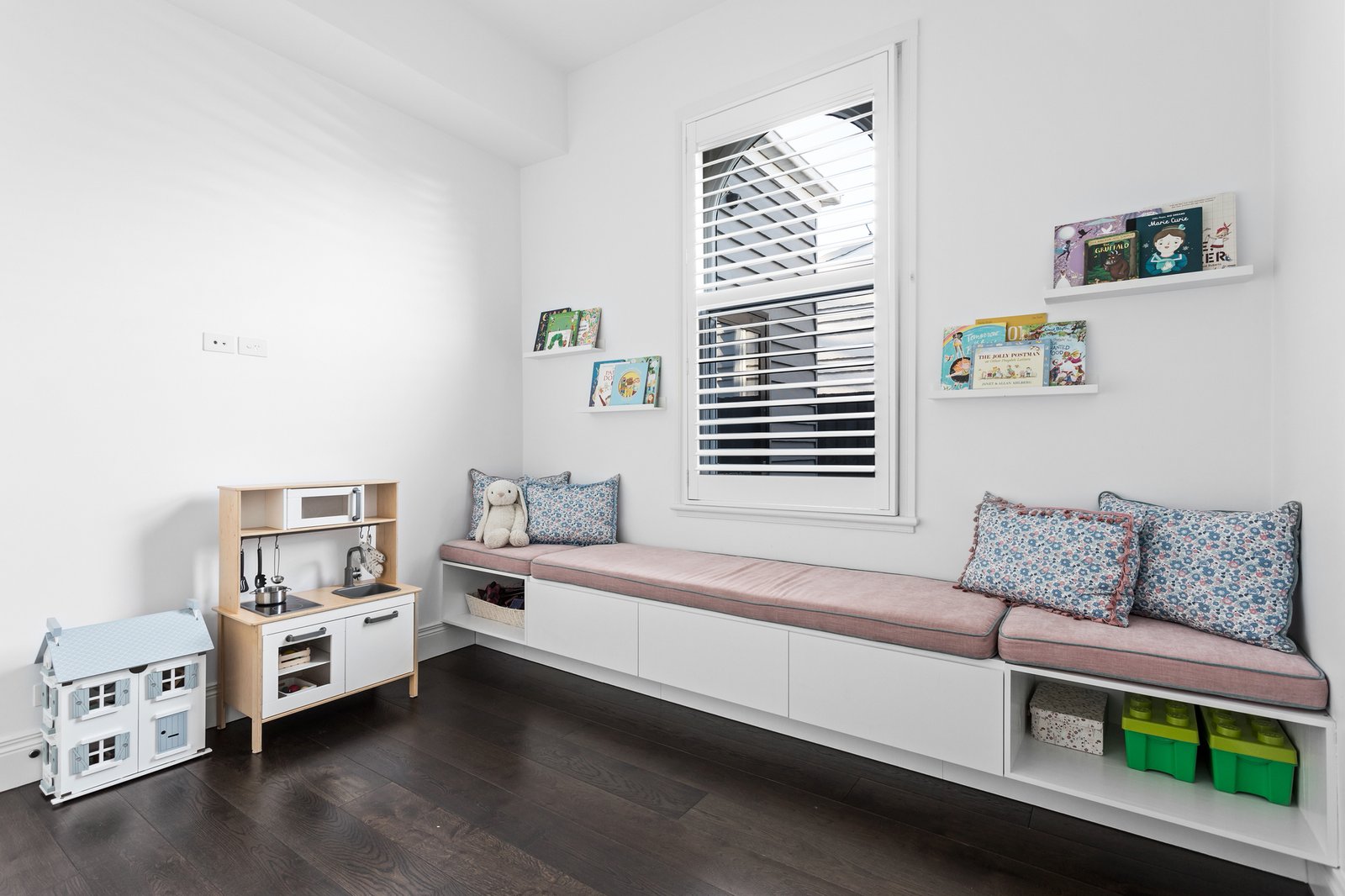 Real Estate and Property in 10 Acacia Street, Elsternwick, VIC