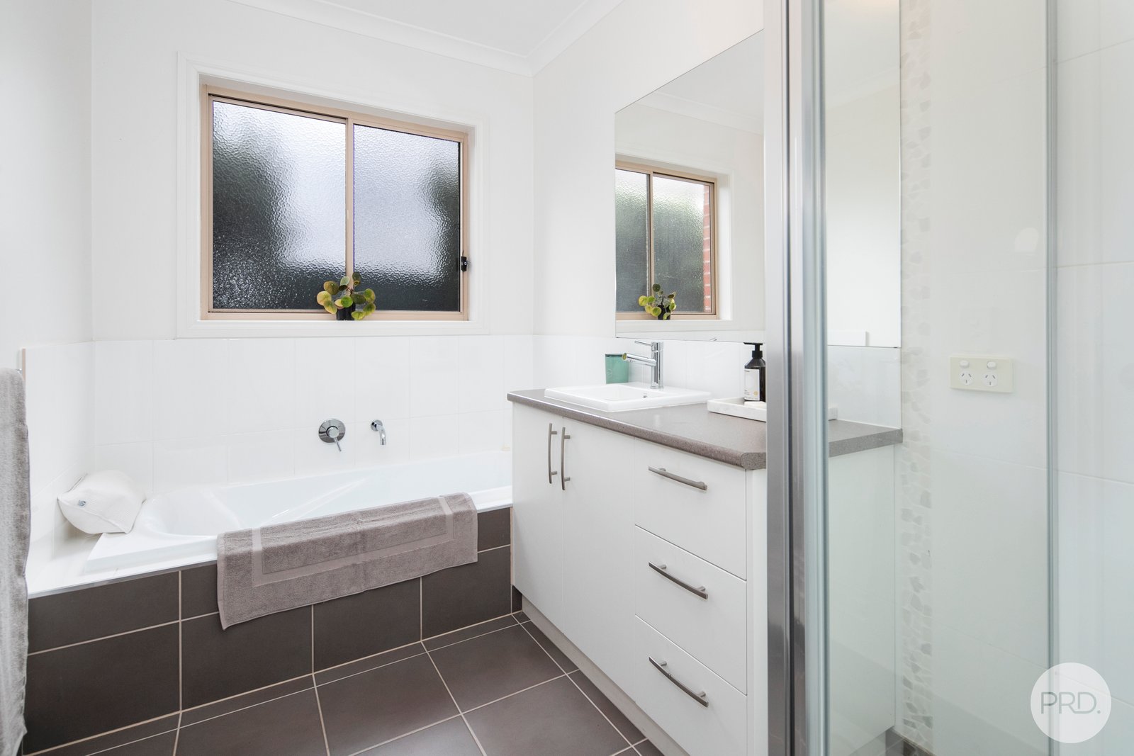 10 Ada Rose Heights BROWN HILL 10