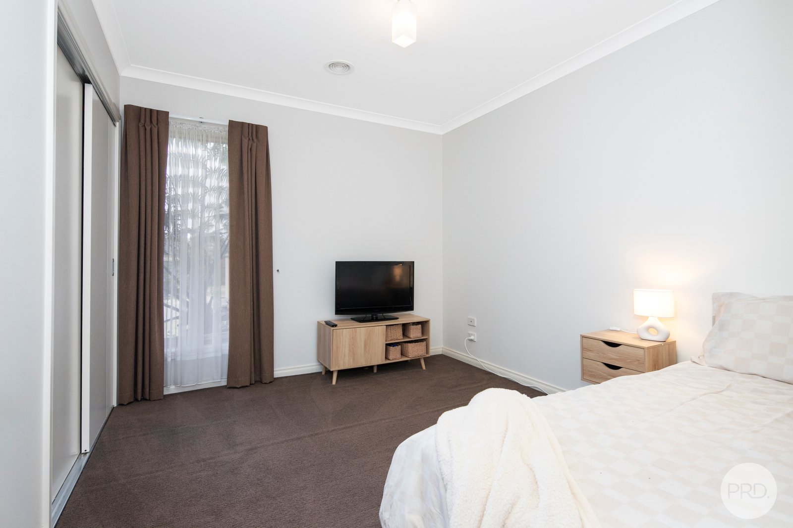 10 Ada Rose Heights BROWN HILL 11