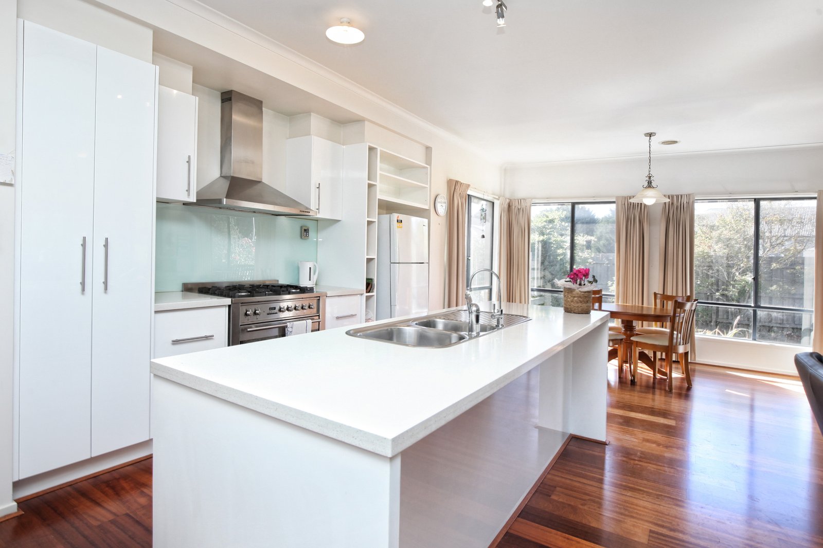 Real Estate and Property in 10 Adam Close, Woodend, VIC