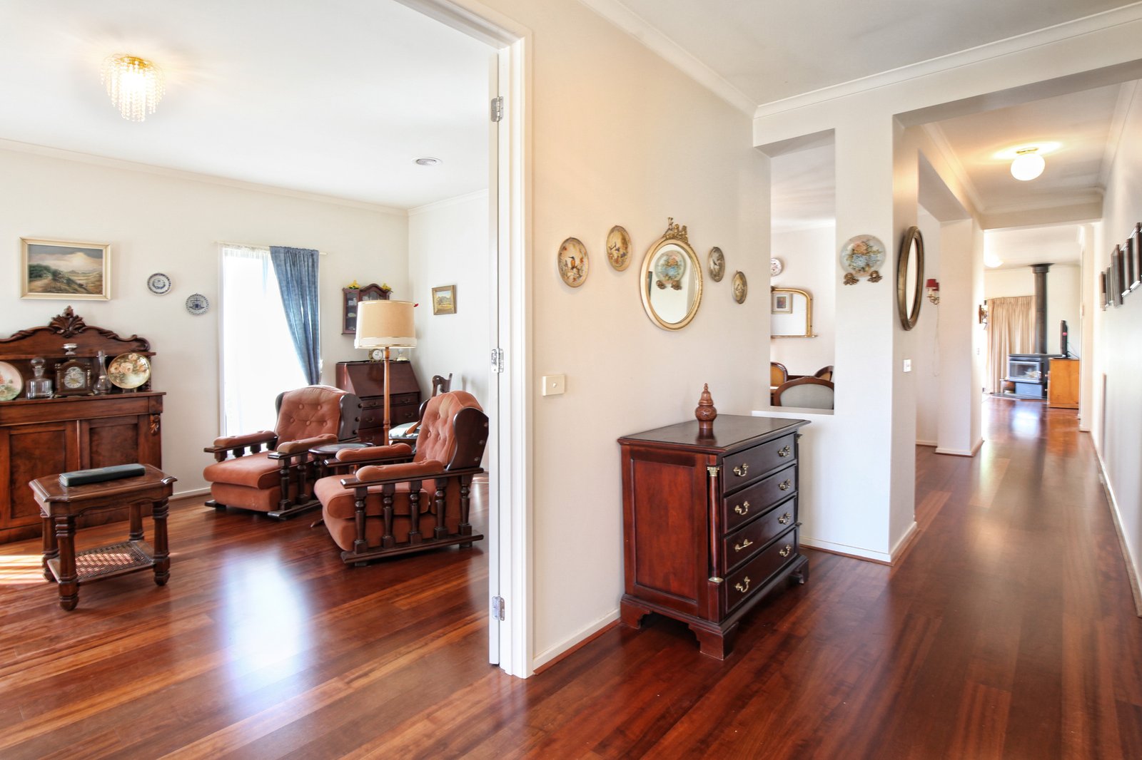 Real Estate and Property in 10 Adam Close, Woodend, VIC