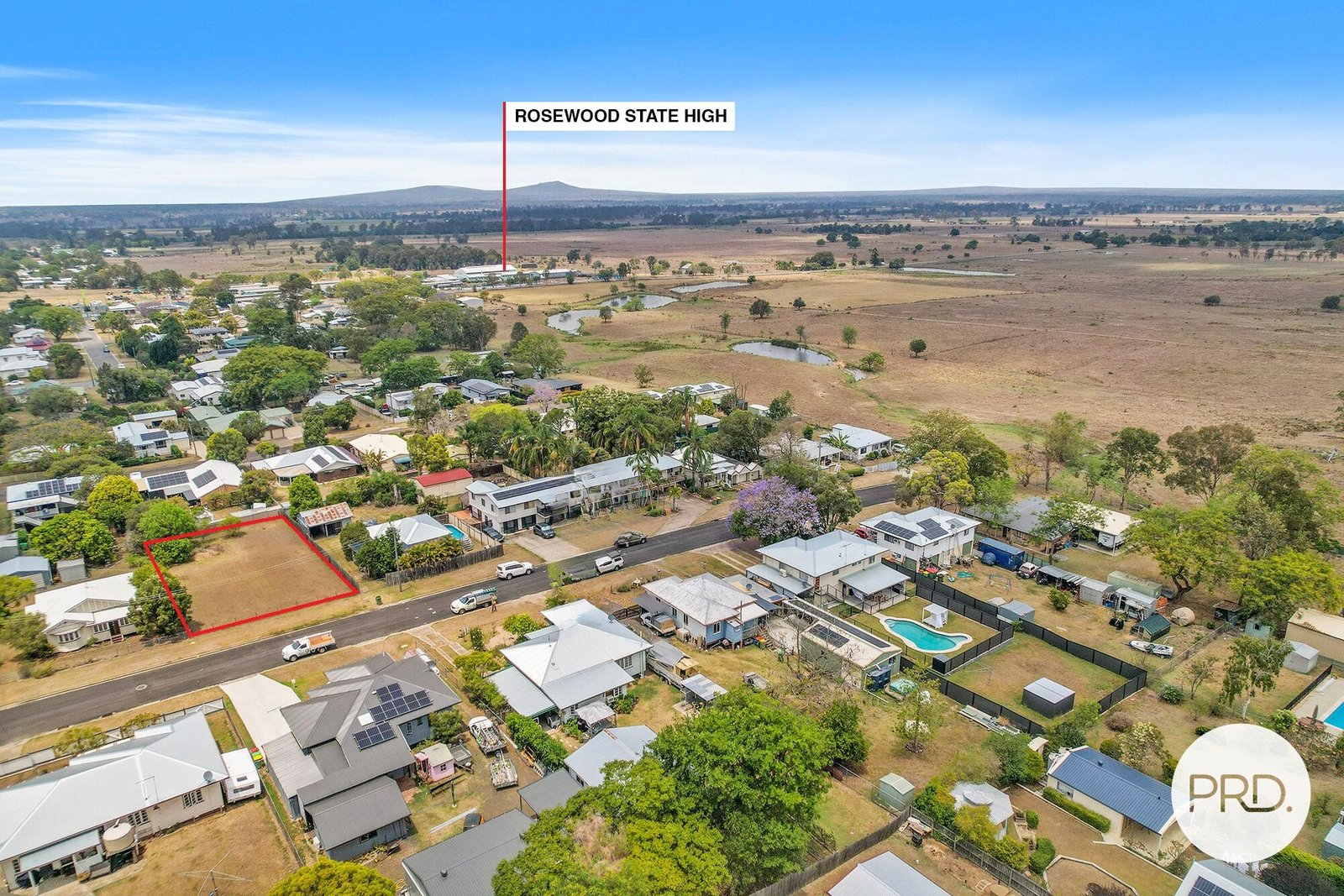 10 Ahearn Street ROSEWOOD 3