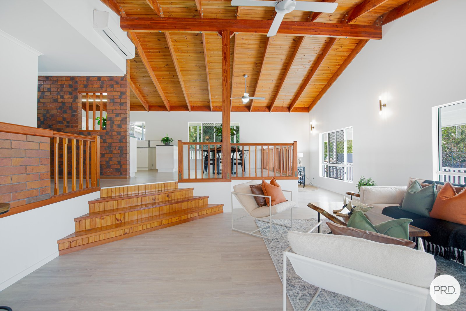 10 Alan Naish Court EIMEO 5