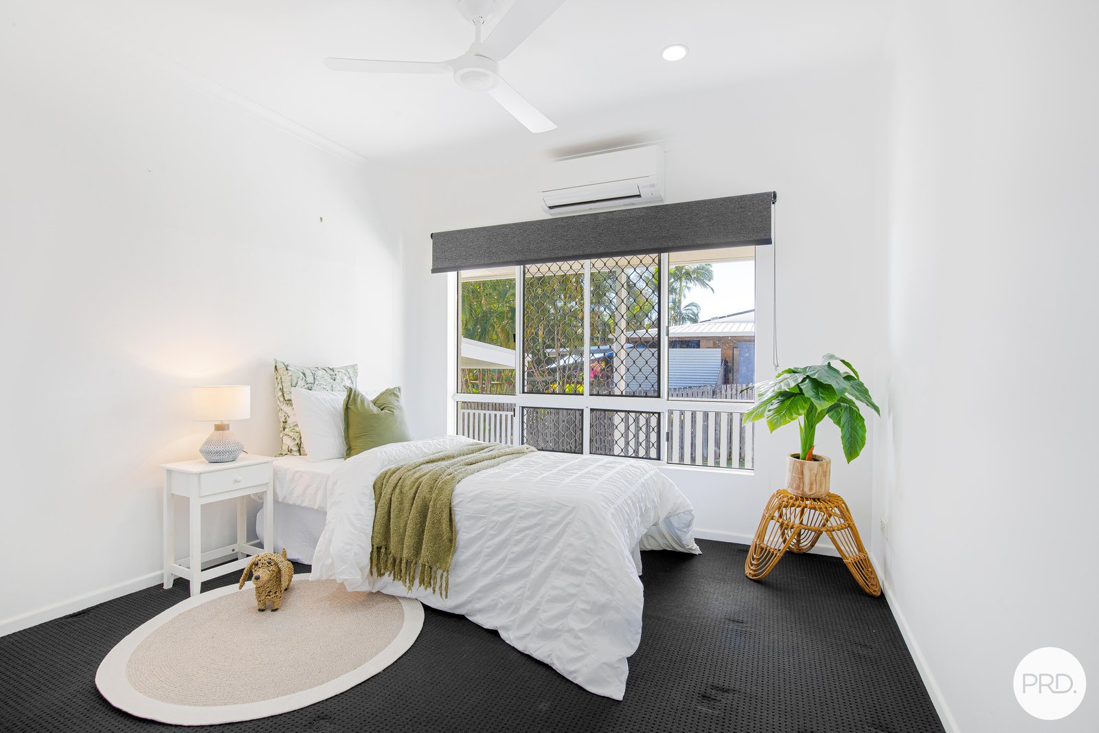 10 Alan Naish Court EIMEO 13