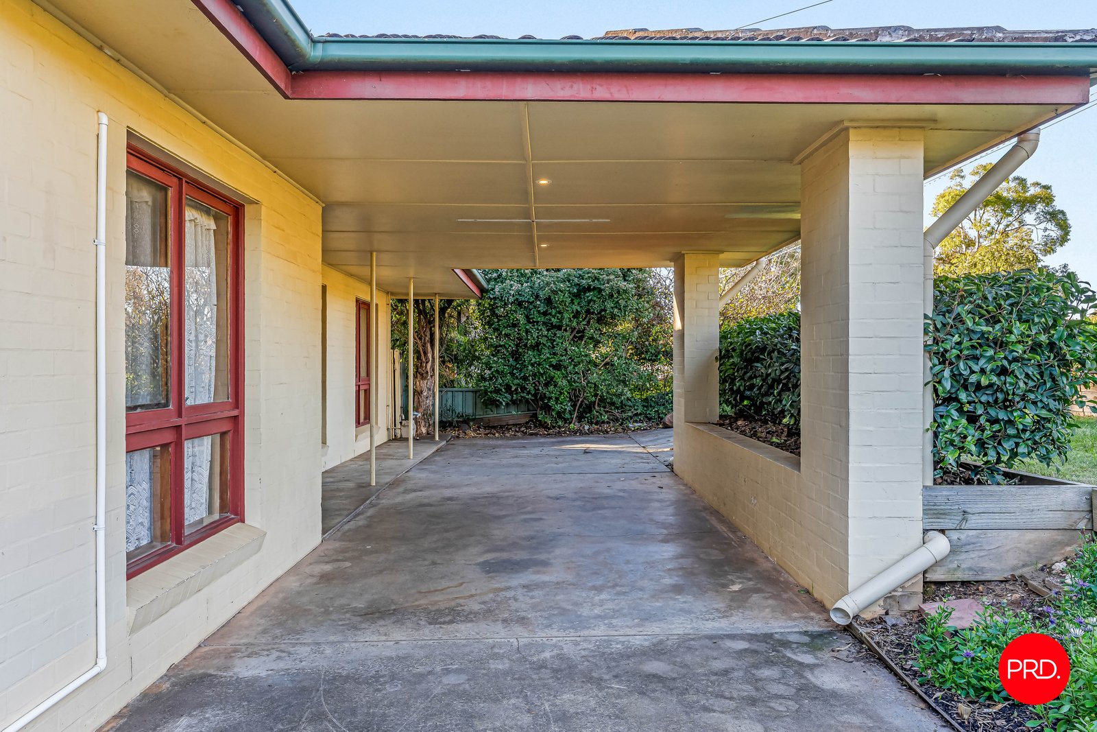 10 Albert Ave  STRATHDALE 3