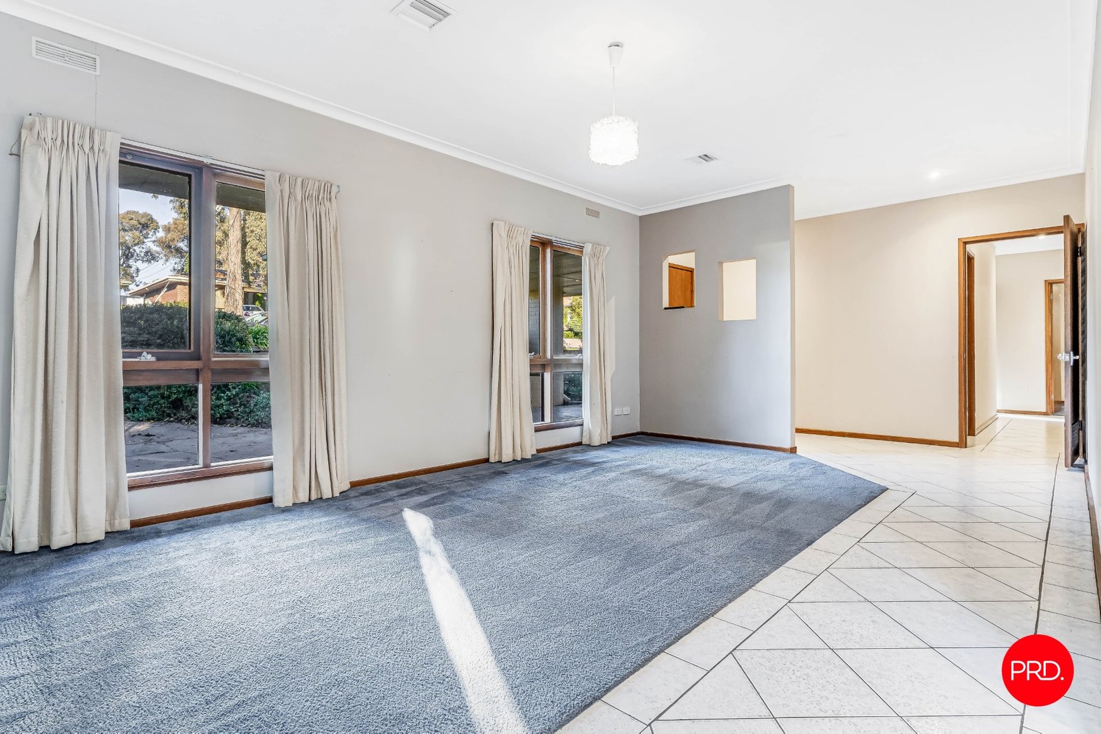 10 Albert Ave  STRATHDALE 4