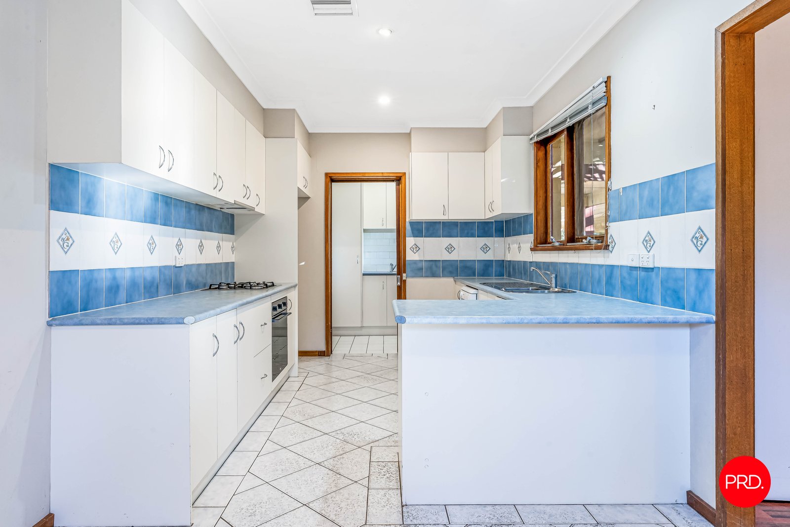 10 Albert Ave  STRATHDALE 6
