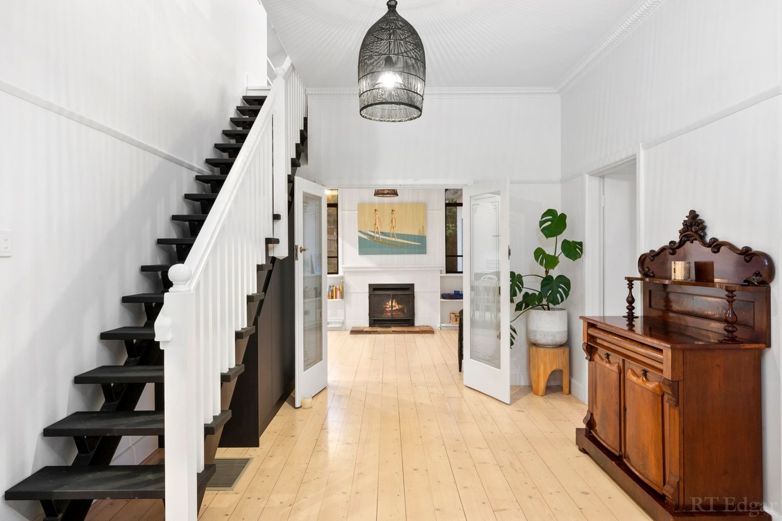 Real Estate and Property in 10 Albert Street, Point Lonsdale, VIC