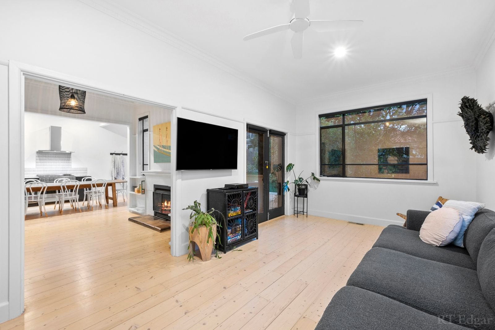 Real Estate and Property in 10 Albert Street, Point Lonsdale, VIC