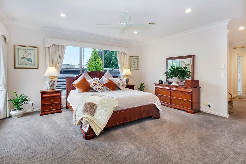 10 Alfred Street North LAKE WENDOUREE 14