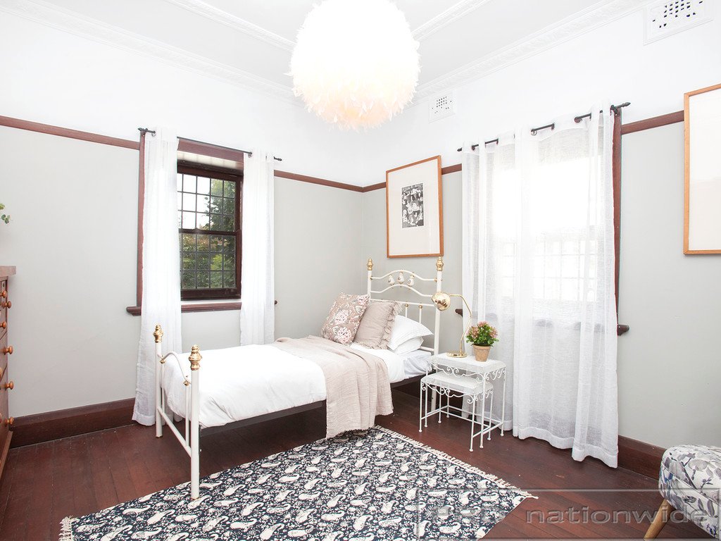 10 Allan Street LORN 10