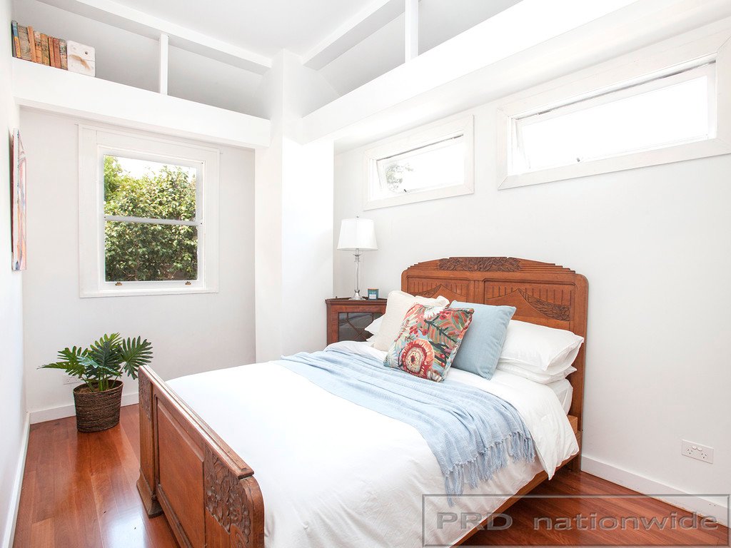 10 Allan Street LORN 11
