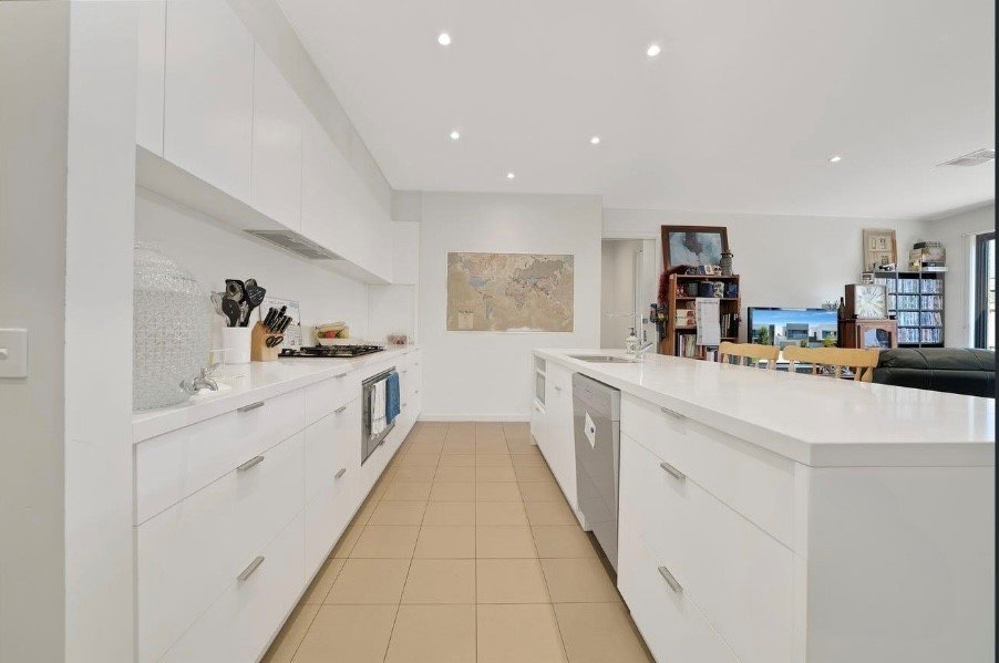 Gallery: 10 Amberley Drive