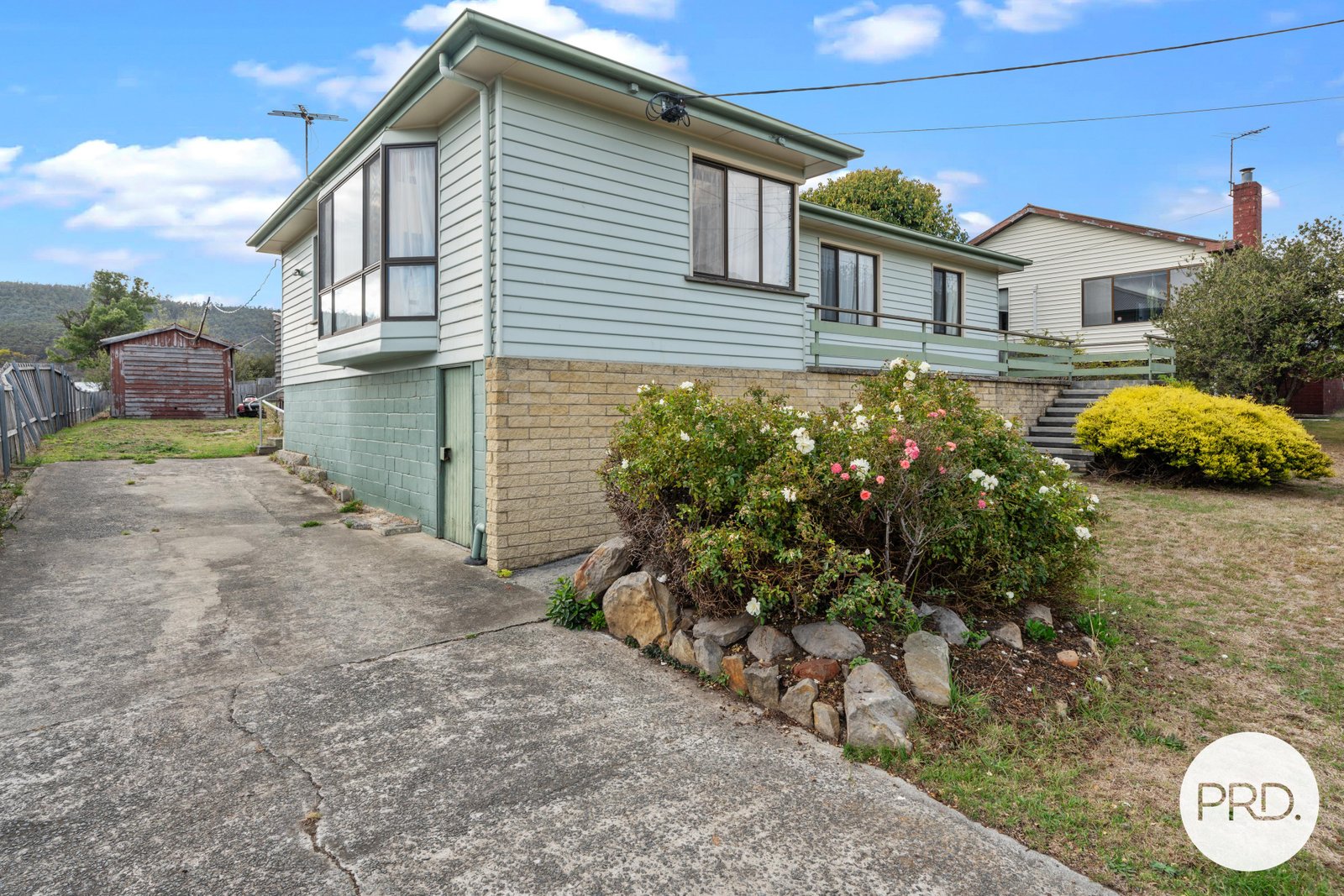 10 Amundsen Crescent WARRANE 2