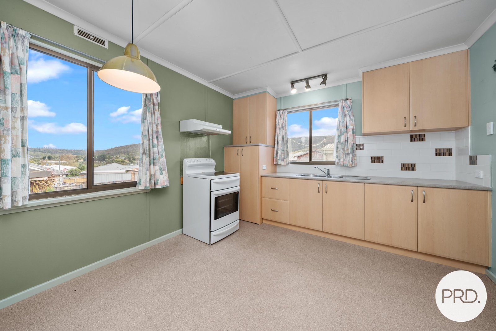 10 Amundsen Crescent WARRANE 3