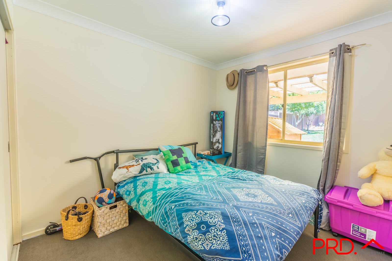 10 Andrew Avenue TAMWORTH 14