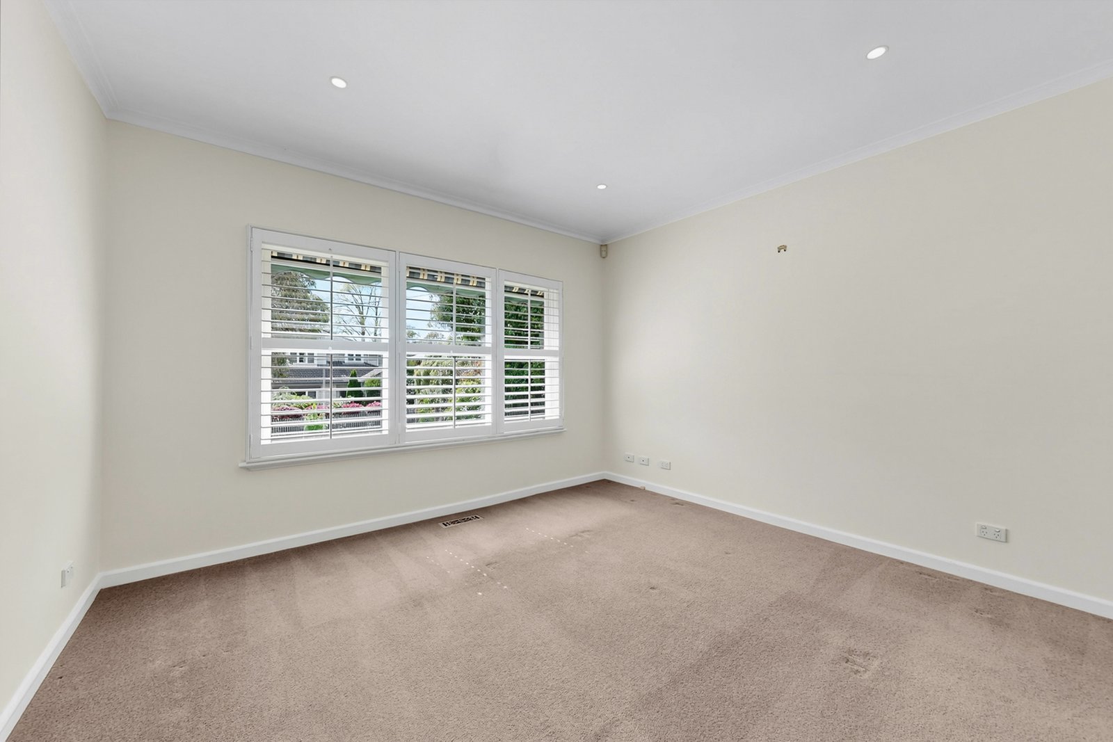 Real Estate and Property in 10 Anthony Crescent, Box Hill North, VIC