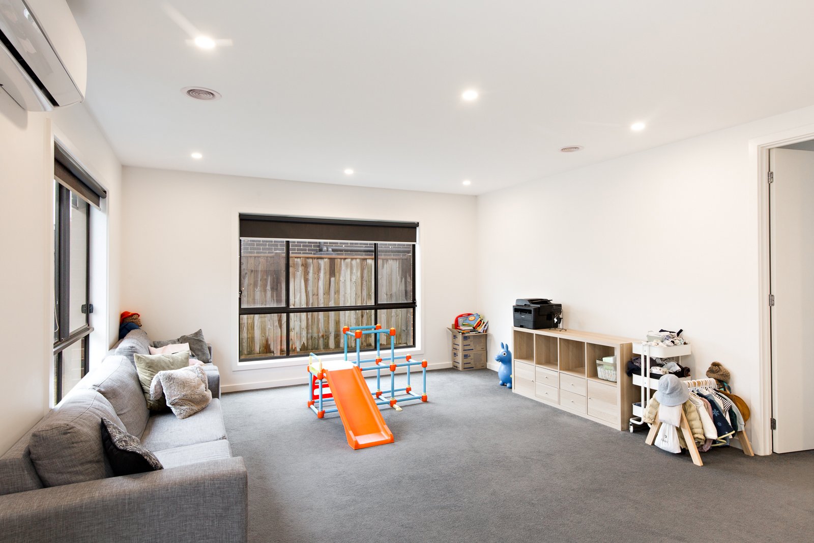 Gallery: 10 Arch Drive