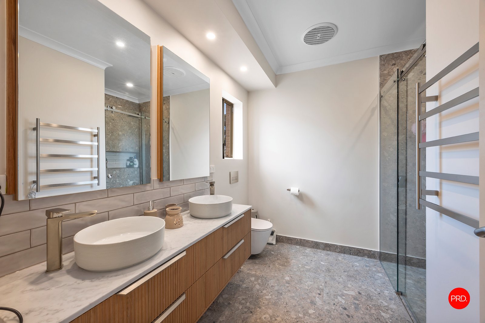 10 Arilpa Court KANGAROO FLAT 13