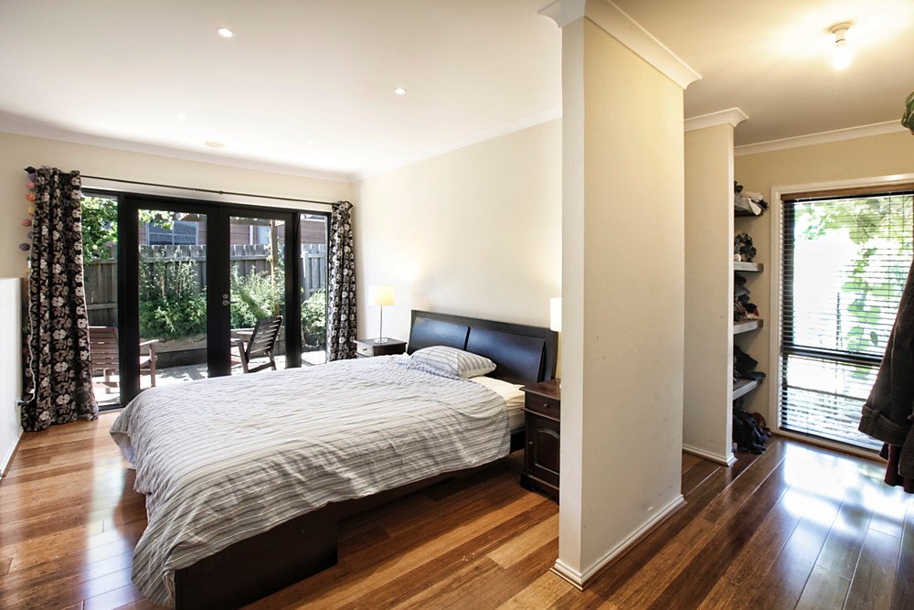 Real Estate and Property in 10 Arthur Court, Woodend, VIC