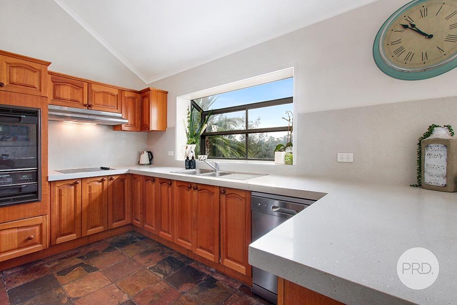 10 Asquith Street OATLEY 3