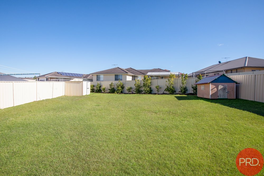 10 Avondale Drive THORNTON 14