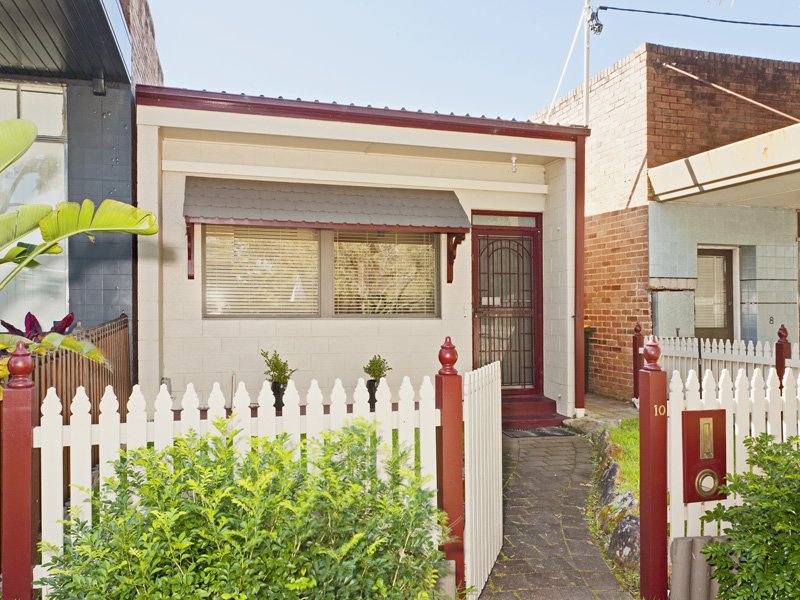 10 Balmoral Road MORTDALE 1