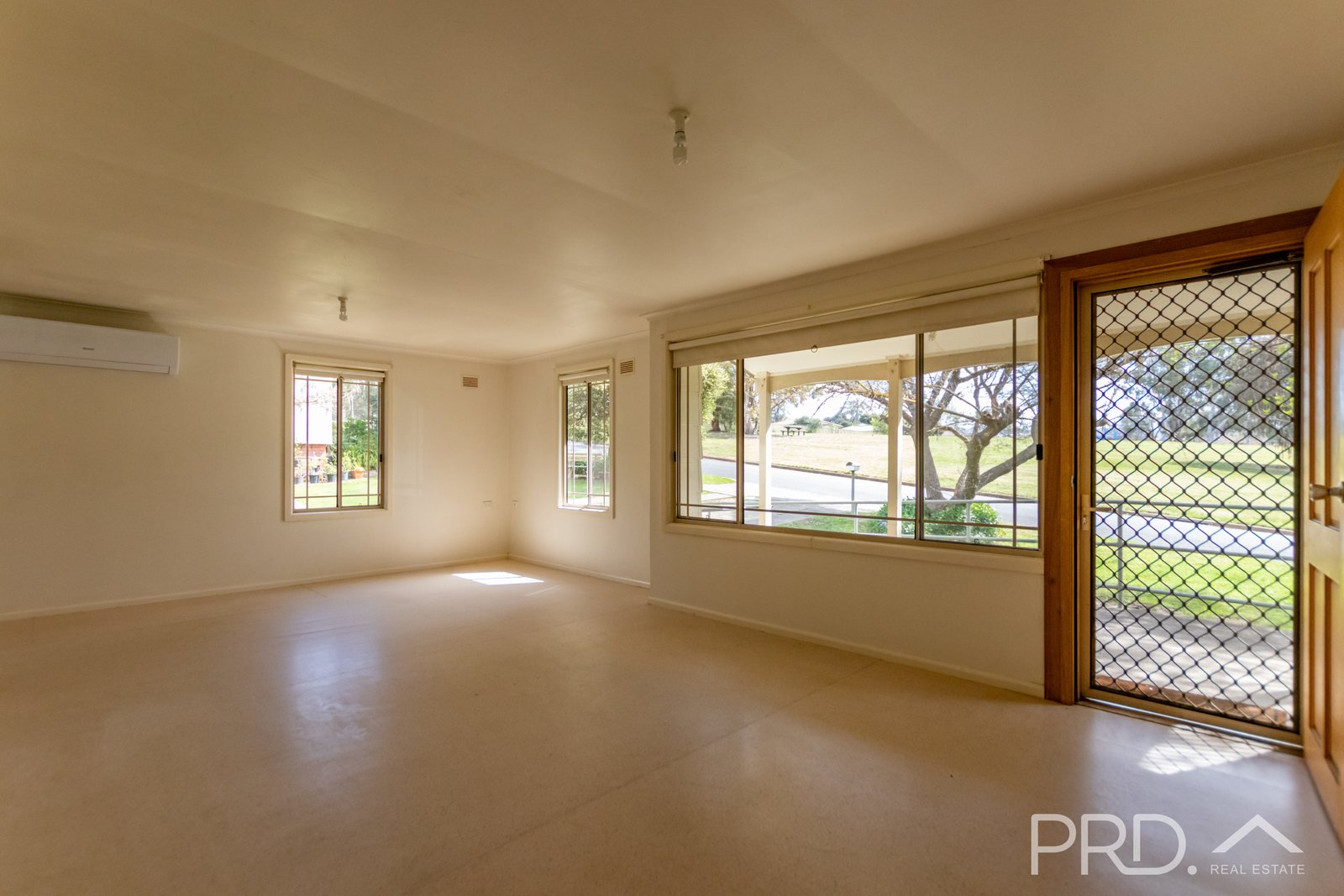 10 Banksia Crescent TUMUT 3