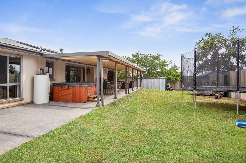10 Banksia Terrace KURRI KURRI 11