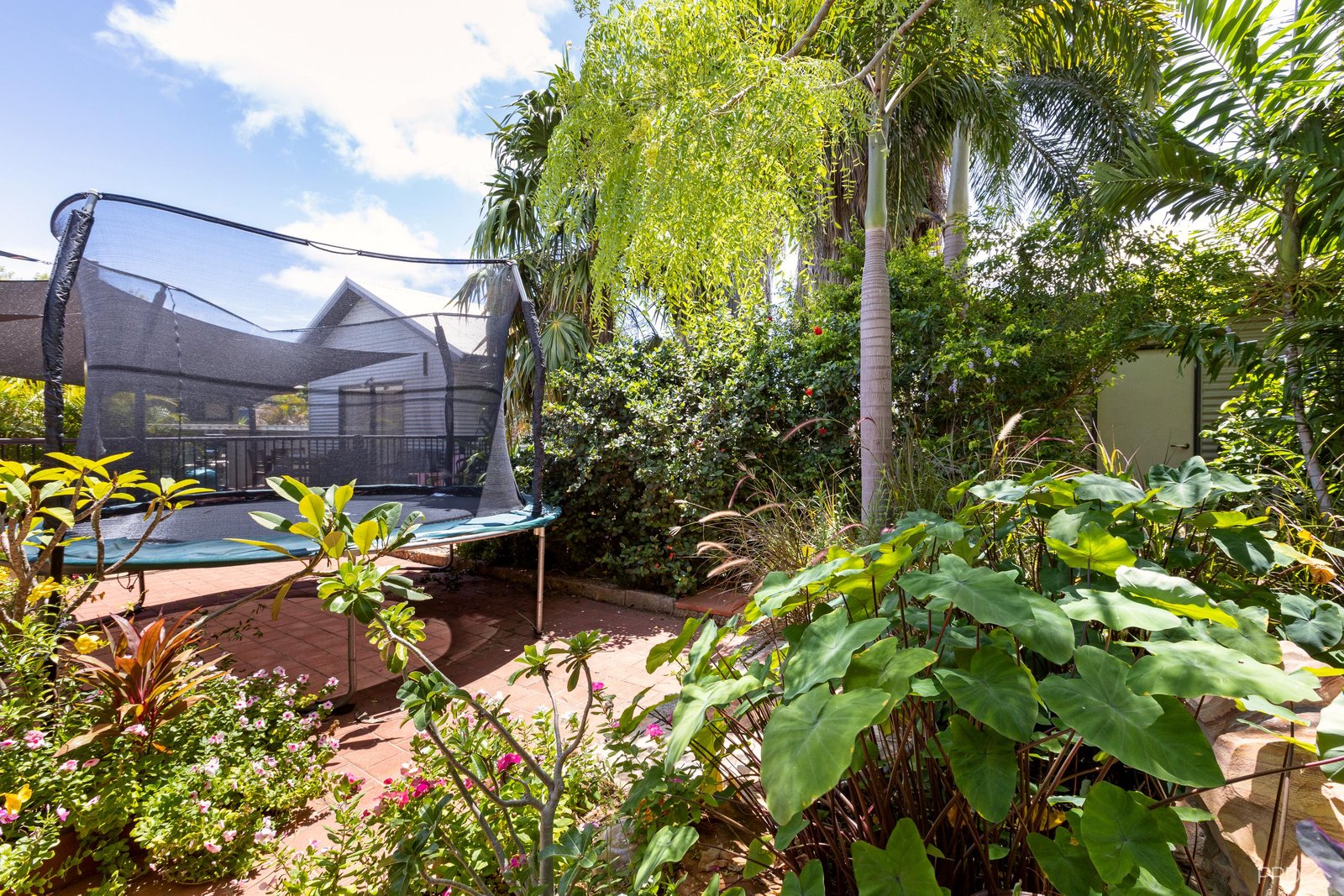 10 Banu Avenue CABLE BEACH 33