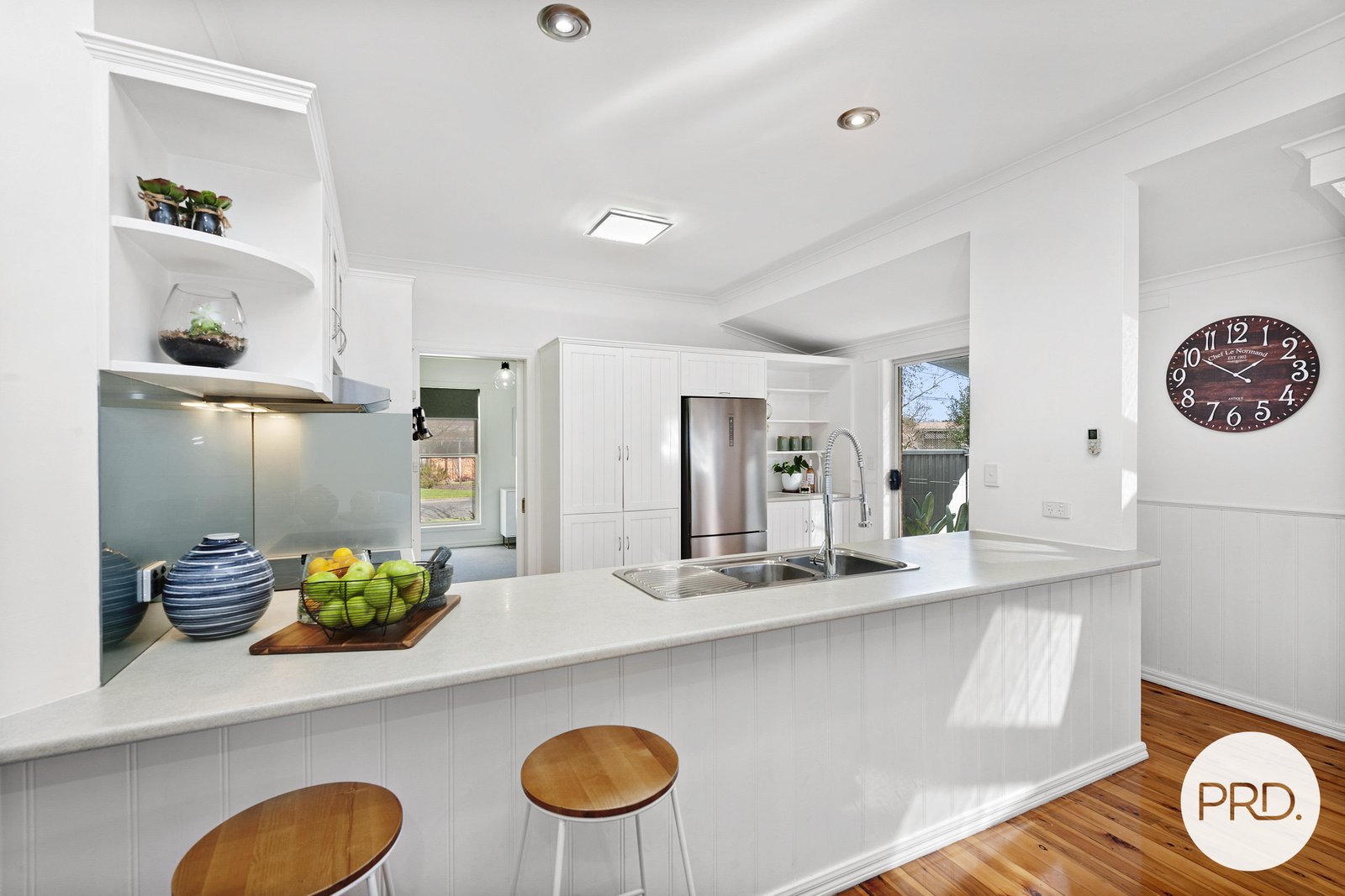 10 Banyule Drive DELACOMBE 4